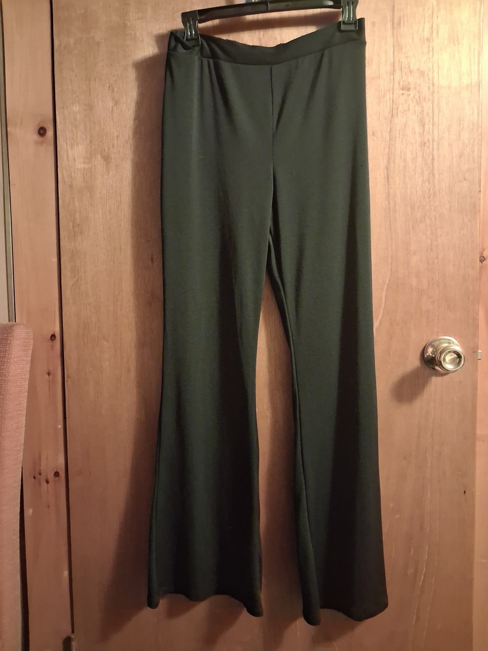 Black Yoga Flair Stretch Pants